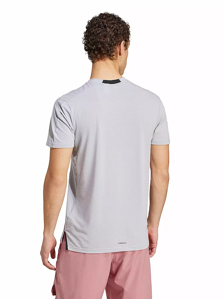 ADIDAS | Camiseta de fitness para hombre diseñada para entrenamiento |