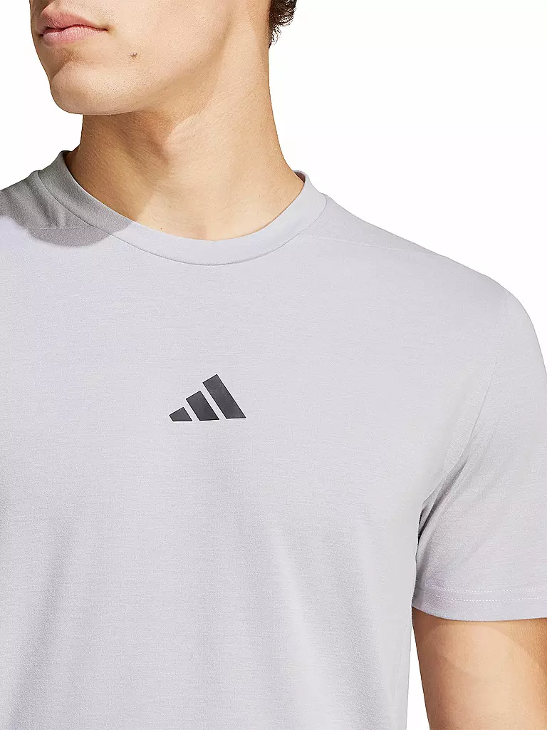 ADIDAS | Camiseta de fitness para hombre diseñada para entrenamiento |