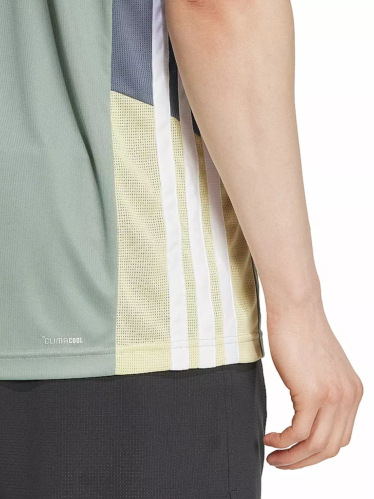 ADIDAS | Camiseta de fitness para hombre TR ESS CB |