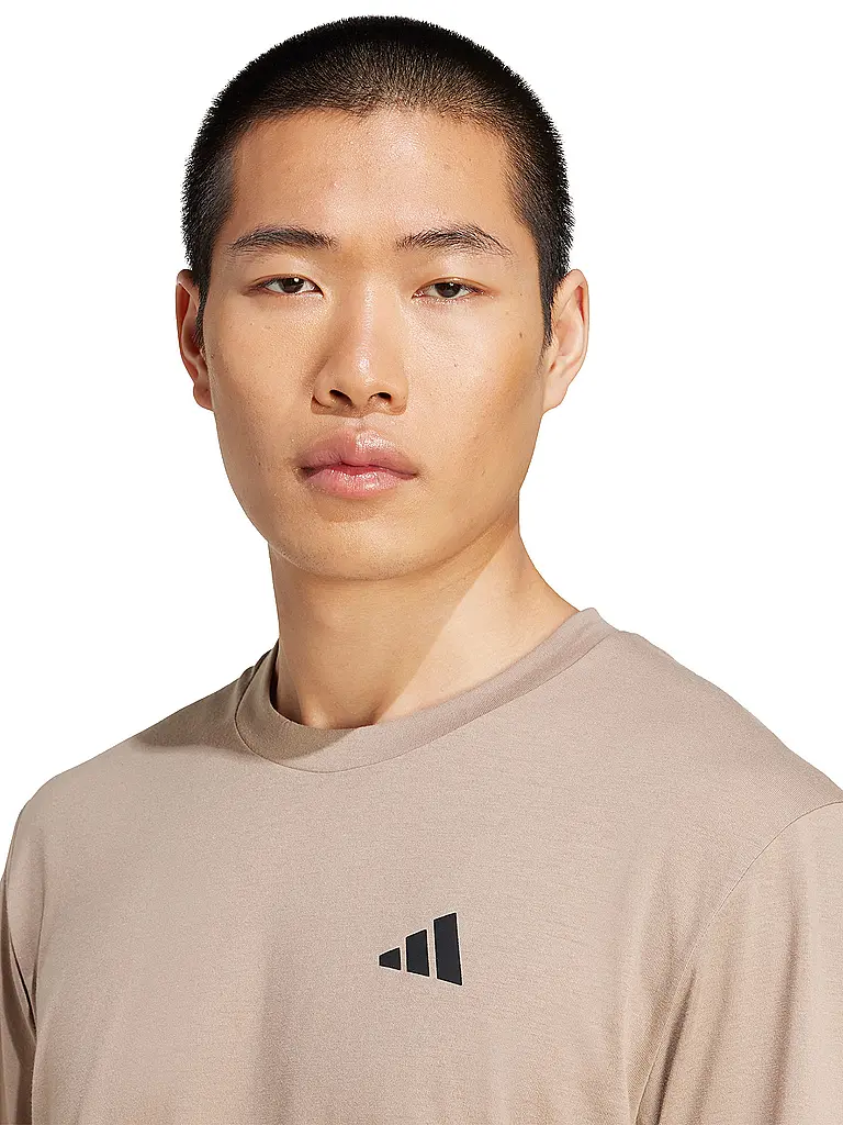 ADIDAS | Camiseta de fitness para hombre Train Essentials Feelready |