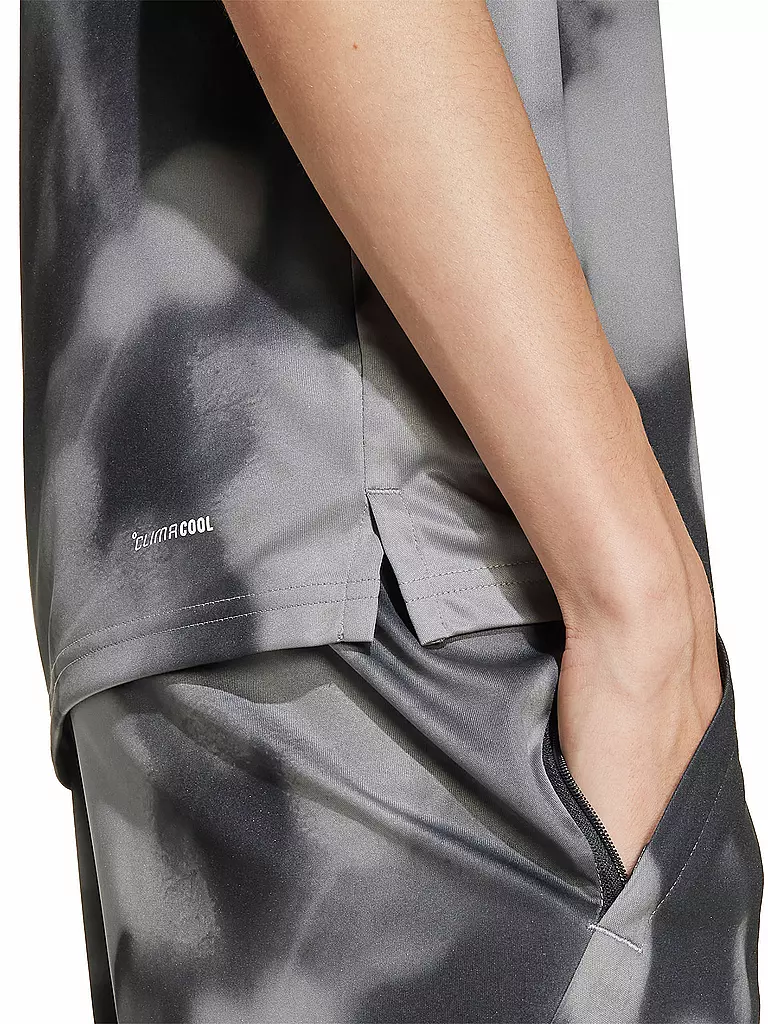 ADIDAS | Camiseta de fitness para niño con gráfico integral |