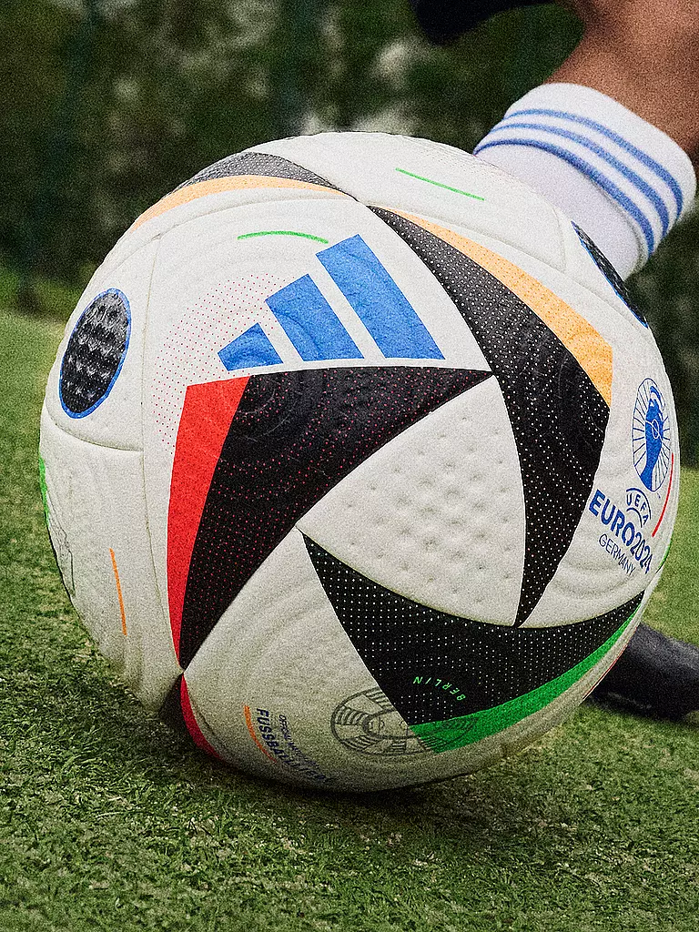 ADIDAS | Fußballliebe Pro Ball UEFA EURO24™ |