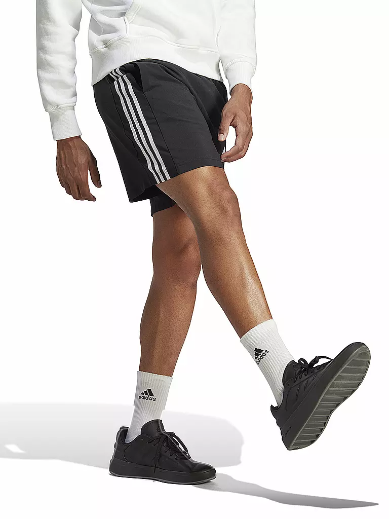 ADIDAS | Herren Short Essential Chelsea | Negro