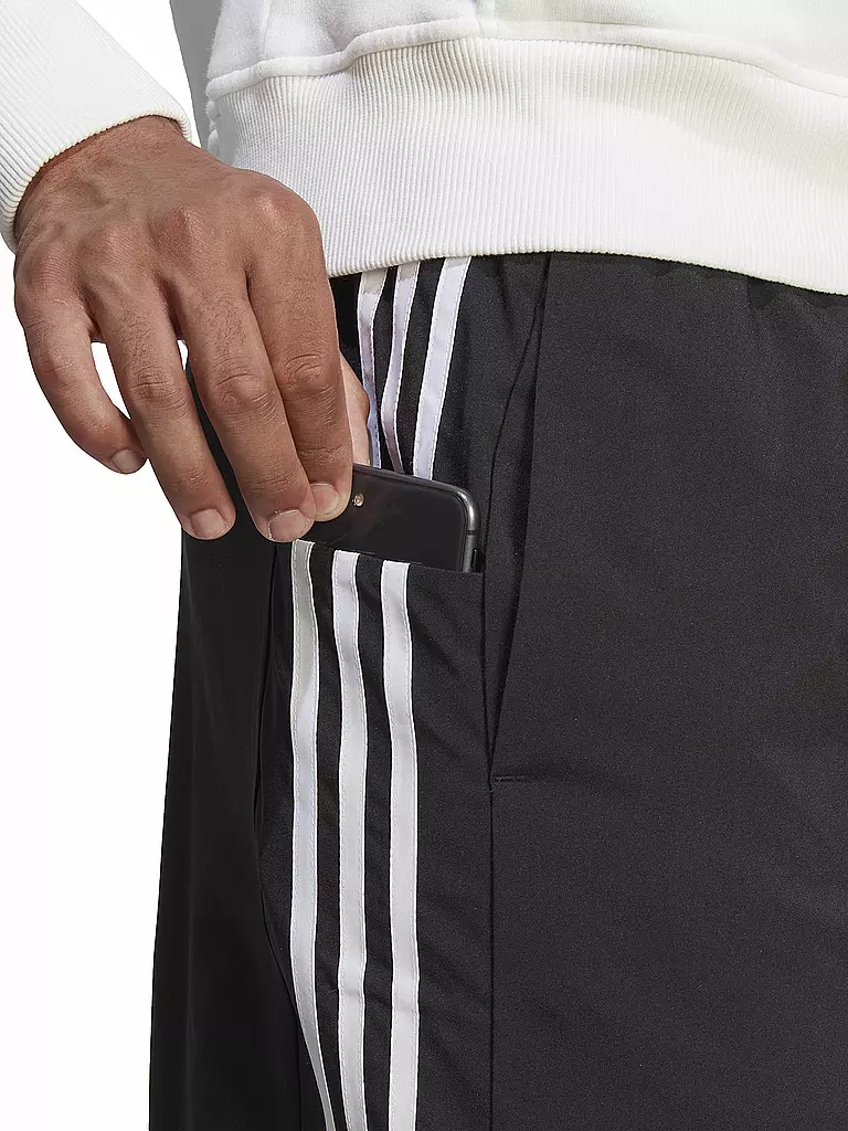 ADIDAS | Herren Short Essential Chelsea | Negro