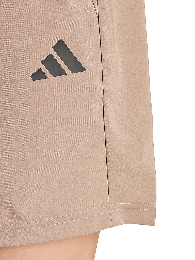 ADIDAS | Pantalón corto de fitness para hombre Train Essentials |