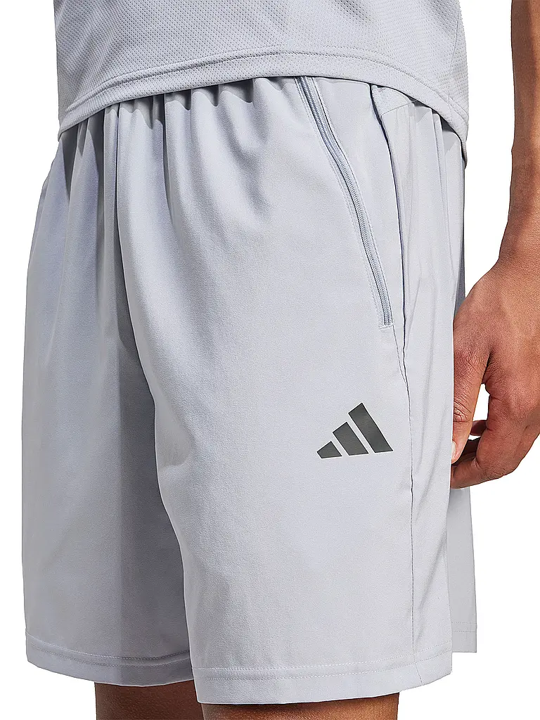 ADIDAS | Pantalón corto de fitness para hombre Train Essentials |