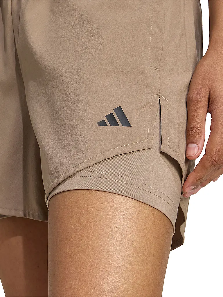 ADIDAS | Pantalón corto de fitness para mujer AEROREADY 2en1 |