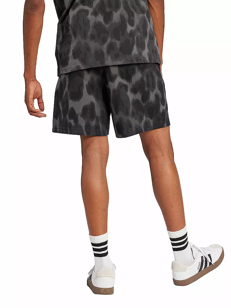 ADIDAS | Pantalón corto FI 3Bar para hombre |