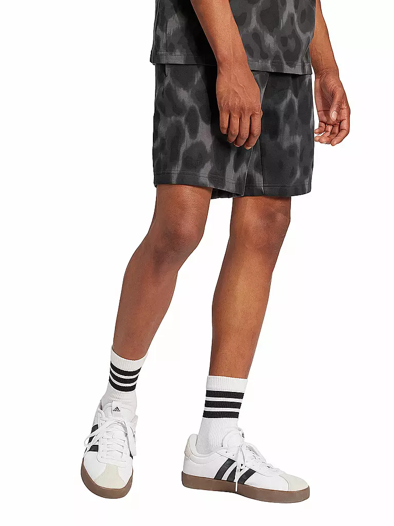 ADIDAS | Pantalón corto FI 3Bar para hombre |