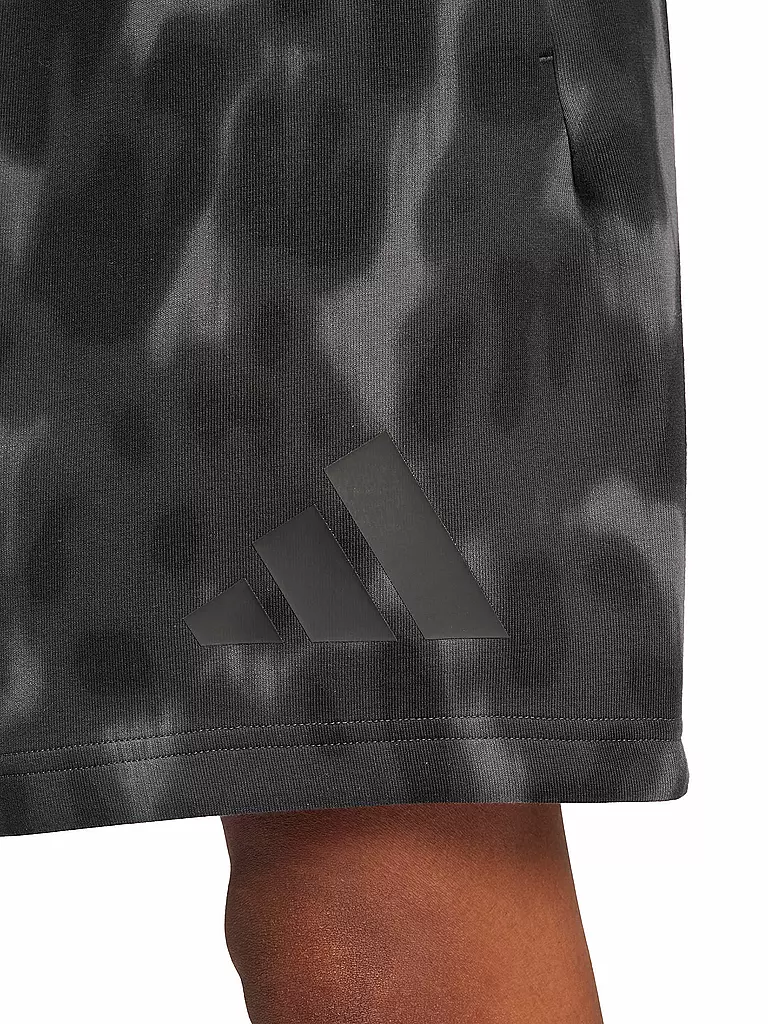 ADIDAS | Pantalón corto FI 3Bar para hombre |