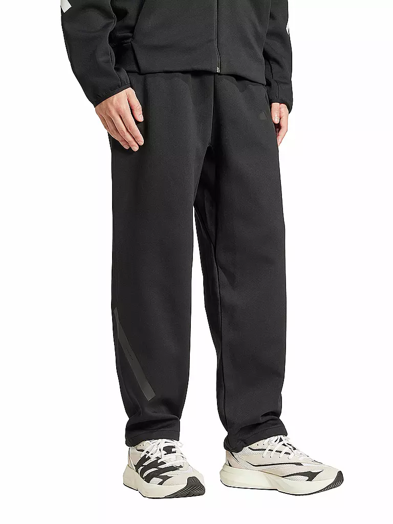 ADIDAS | Pantalón de chándal ZNE para hombre | Negro