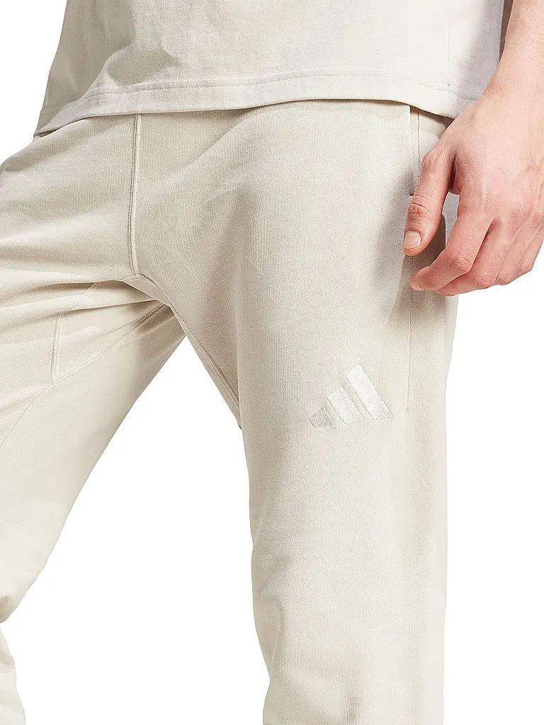 ADIDAS | Pantalones de chándal mujer SZN |