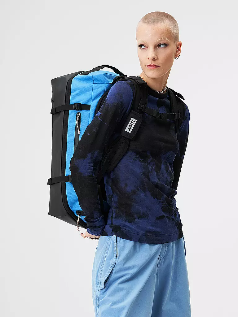 AEVOR | Bolsa de entrenamiento Duffel Pack 47l | Azul claro