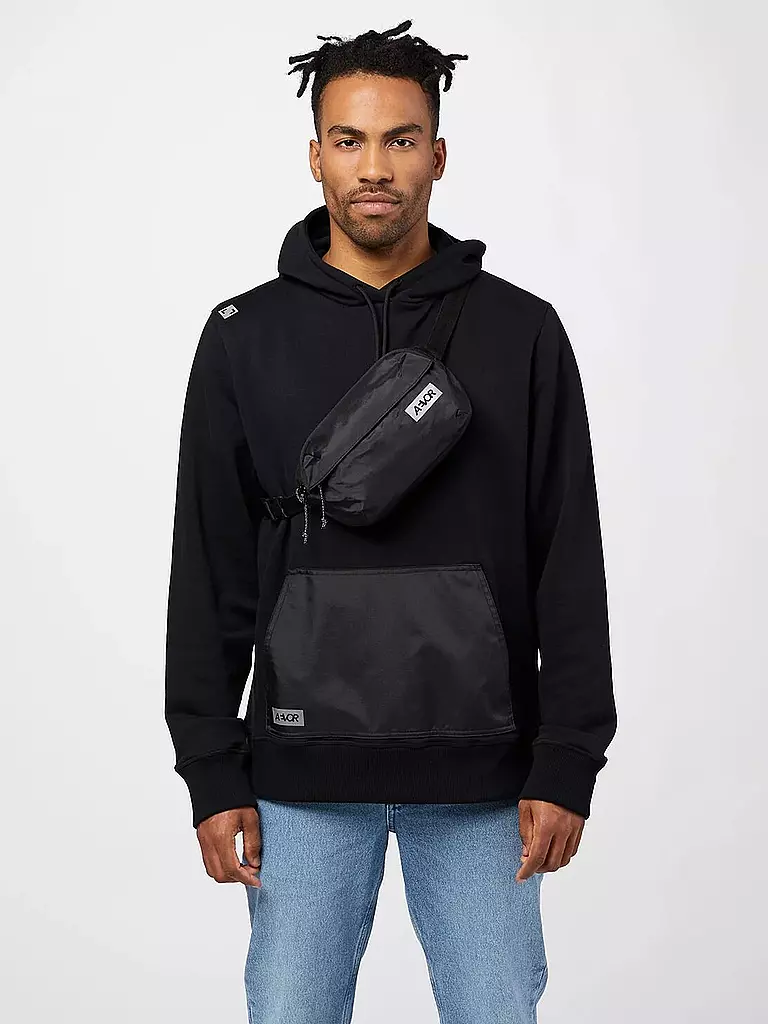 AEVOR | Riñonera Hip Bag | Negro