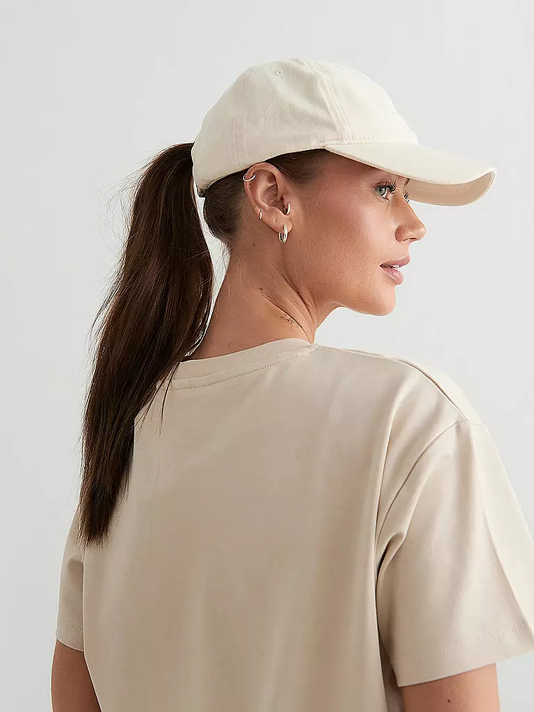 AIM'N | Gorra de mujer con logo pequeño |