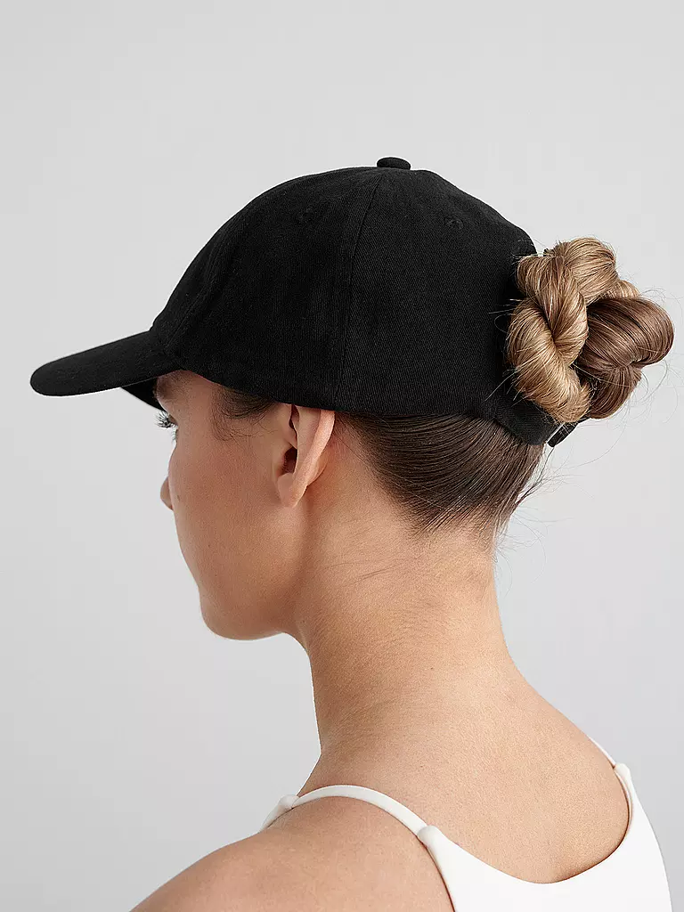 AIM'N | Gorra de mujer con logo pequeño |