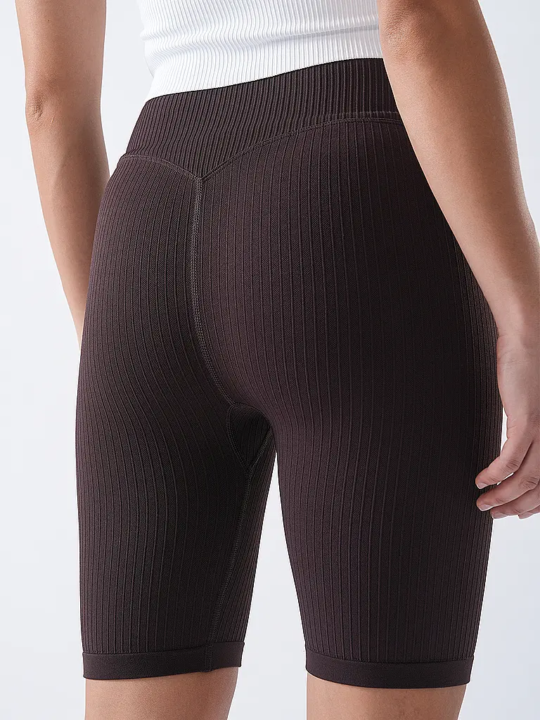 AIM'N | Pantalones cortos de ciclista acanalados sin costuras para mujer |