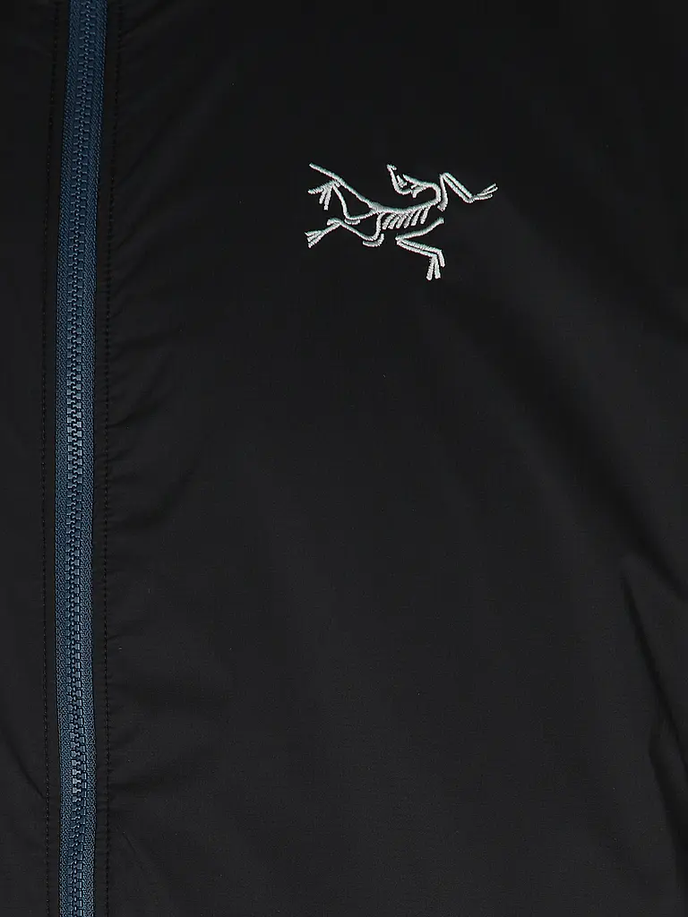 ARCTERYX | Nombre del producto: Chaqueta aislante Atom Hoodie para hombre
Marca: ARCTERYX
Color: azul oscuro
Categorías: Hombre

Material: Fibra sintética | Azul oscuro