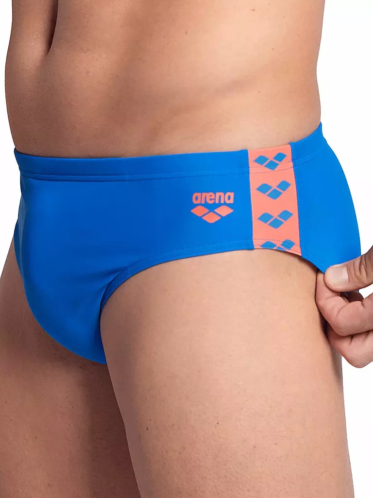 ARENA | Bañador slip para hombre |