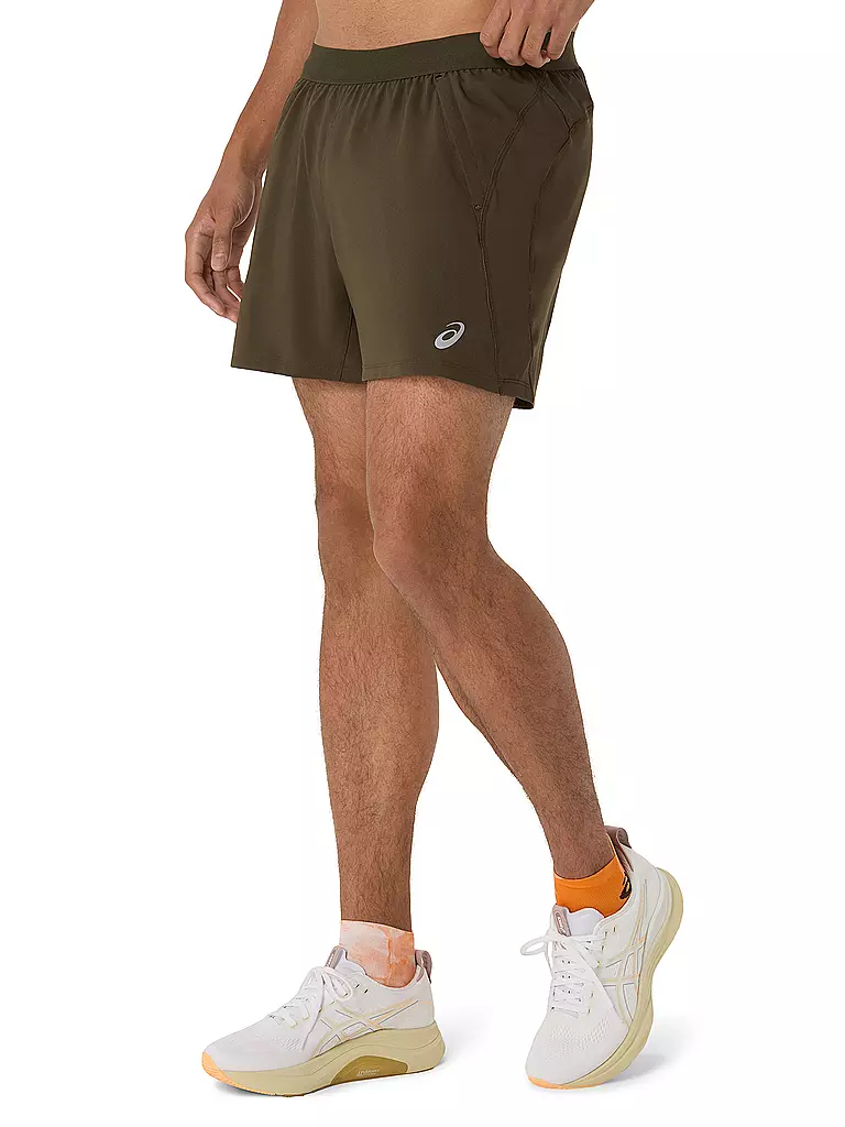 ASICS | Pantalón corto de running para hombre Road de 5 pulgadas | Marrón