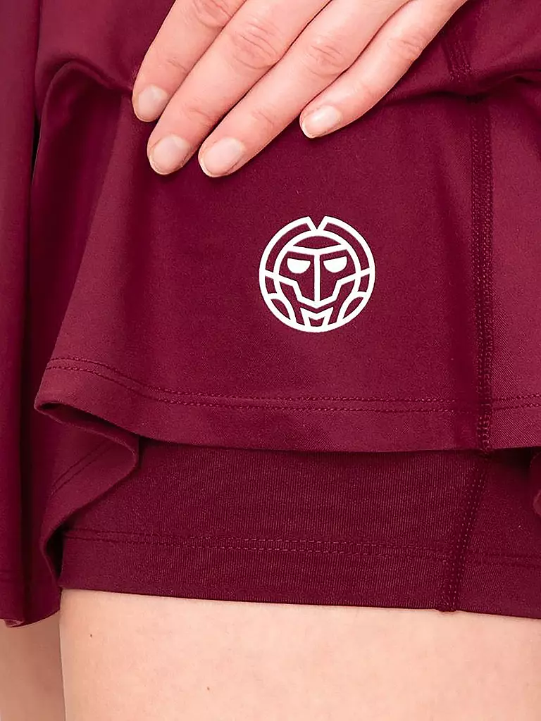BIDI BADU | Damen Tennisskort Protected Leafs Wavy | Rojo oscuro