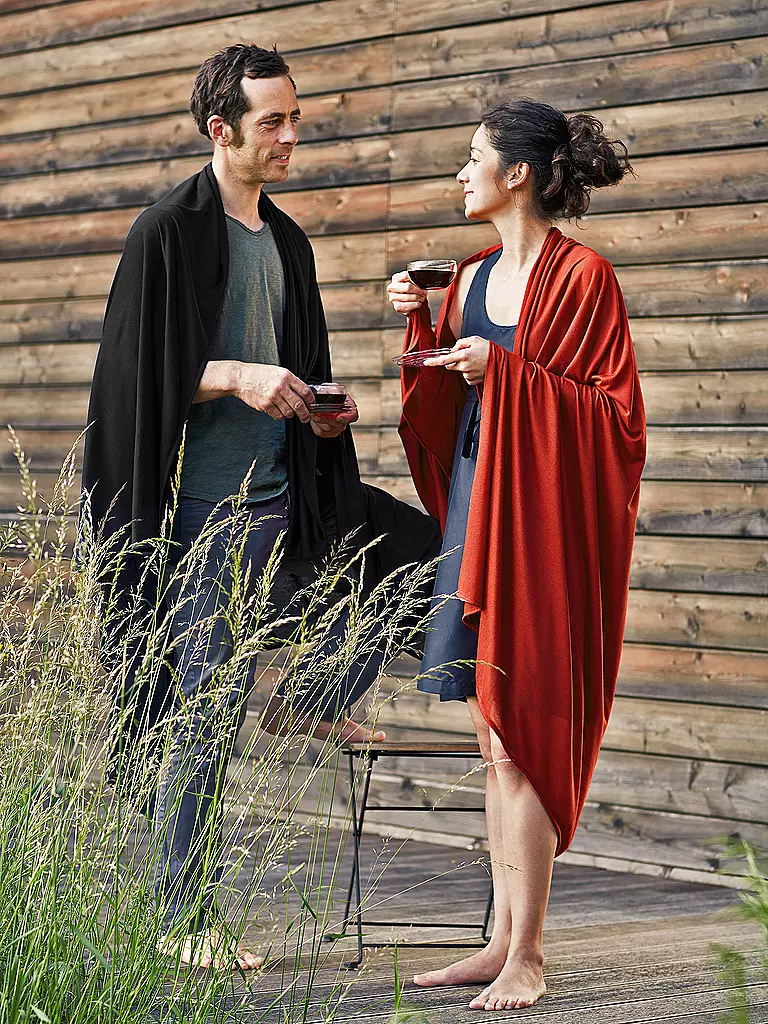 COCOON | Manta de viaje Travel Blanket de lana merina/seda 180*140CM | Negro