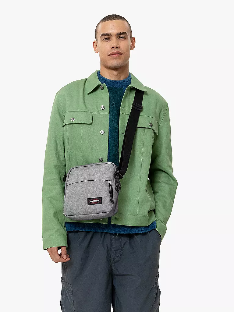 EASTPAK | Bolso The Bigger One 3L | Gris claro