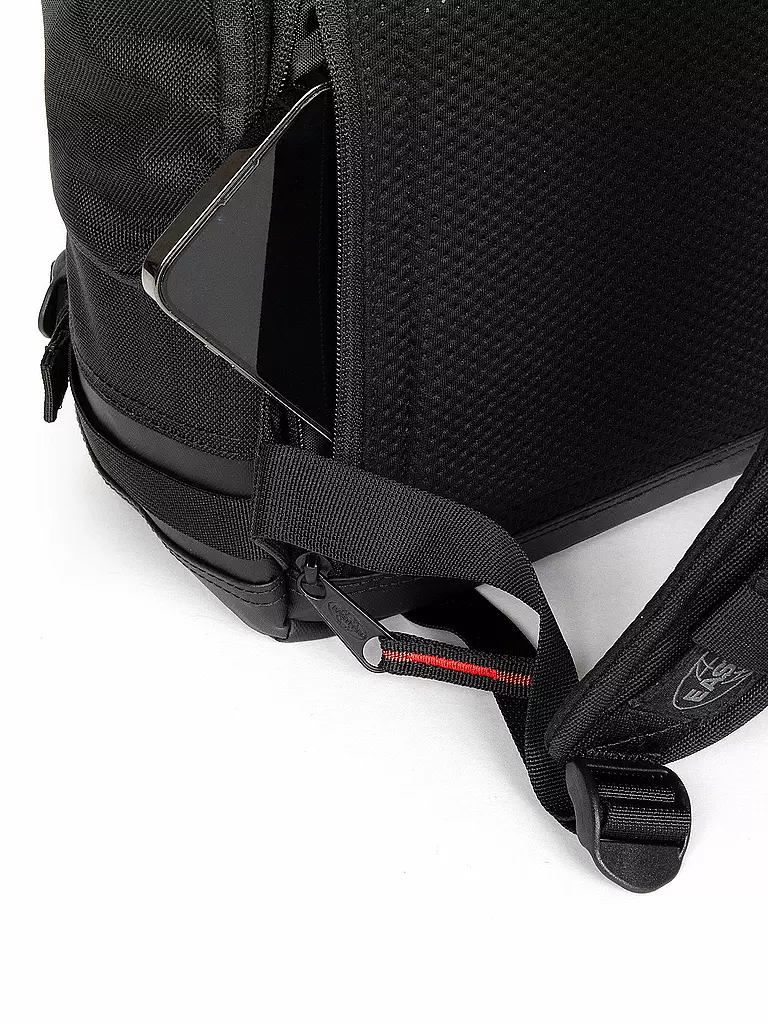 EASTPAK | Mochila Tecum Top CNNCT | Negro