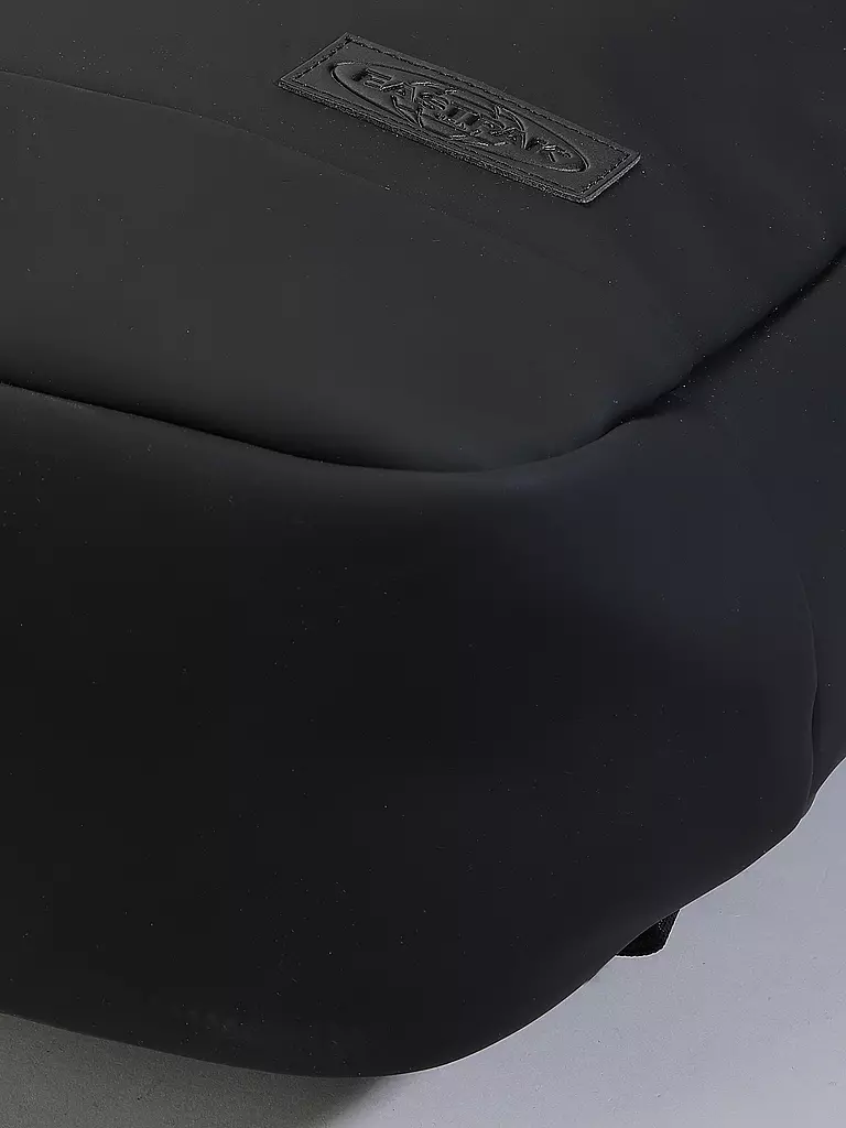 EASTPAK | Mochila Yarin Cnnct F Matte | Negro