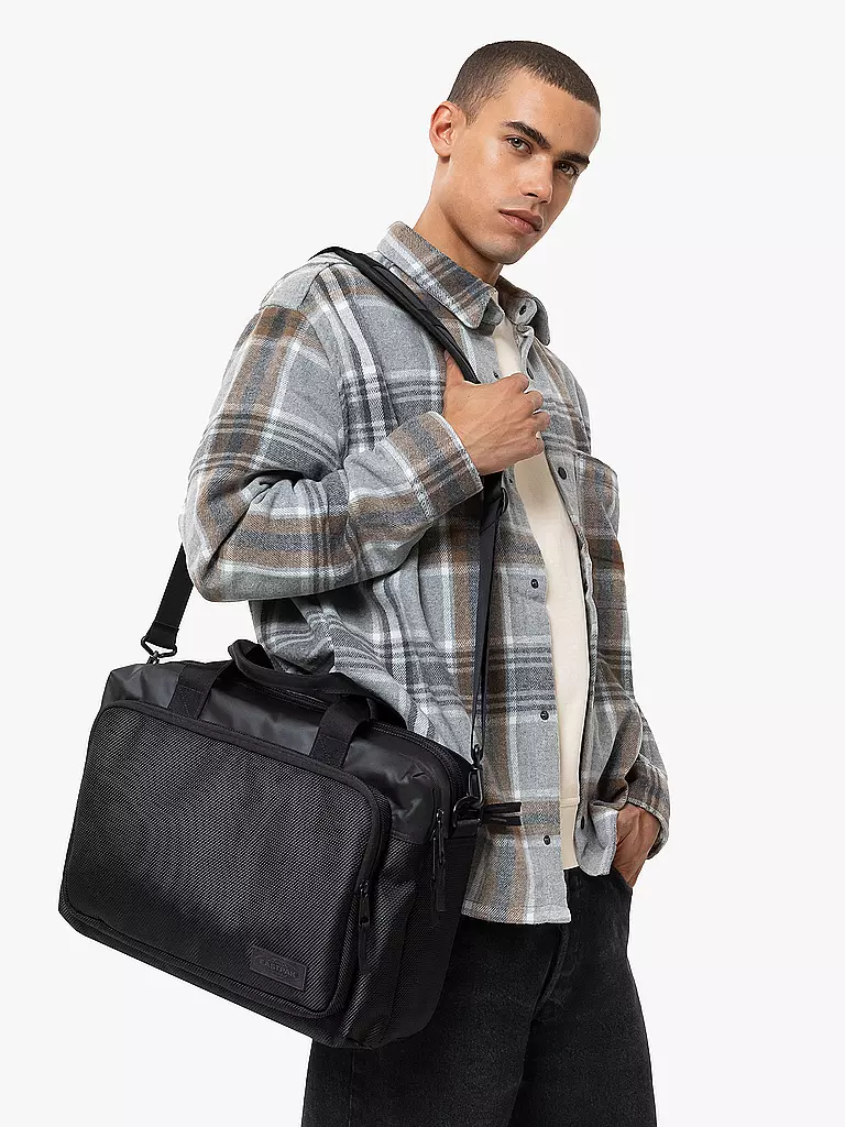 EASTPAK | Reisegepäck Sheldan 18L | Negro