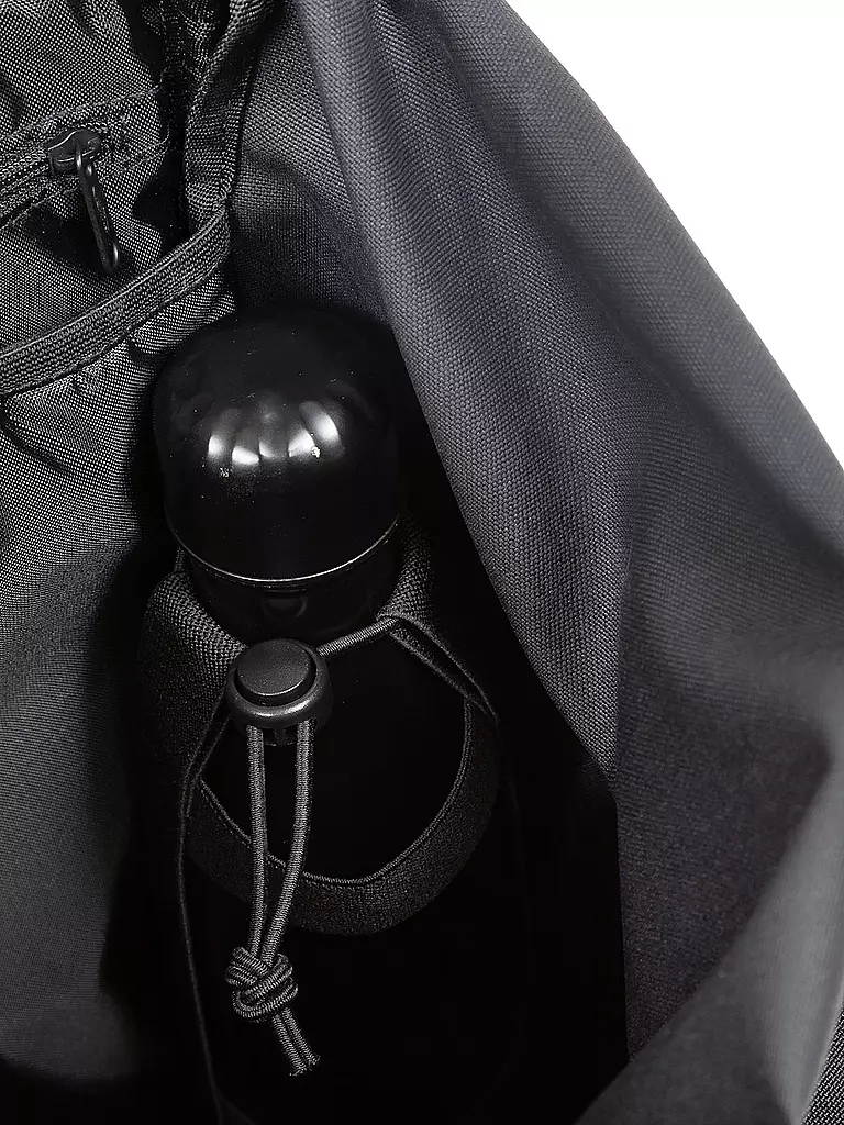 EASTPAK | Rucksack Up Roll 23L | Negro