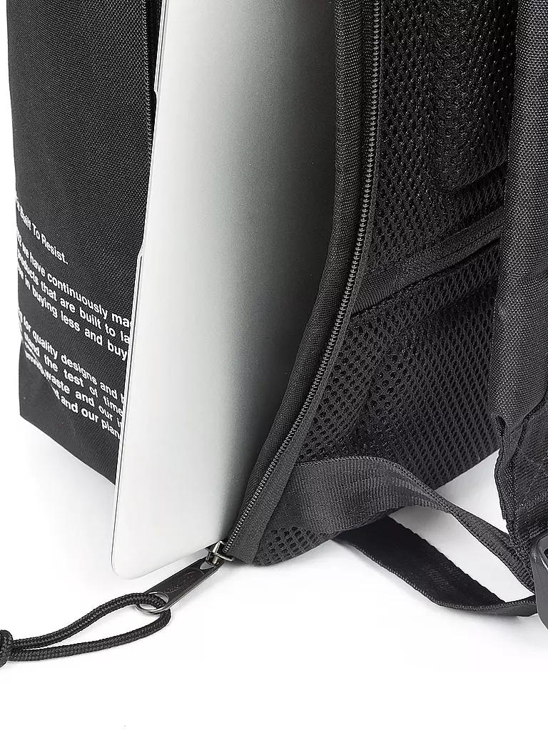 EASTPAK | Rucksack Up Roll 23L | Negro