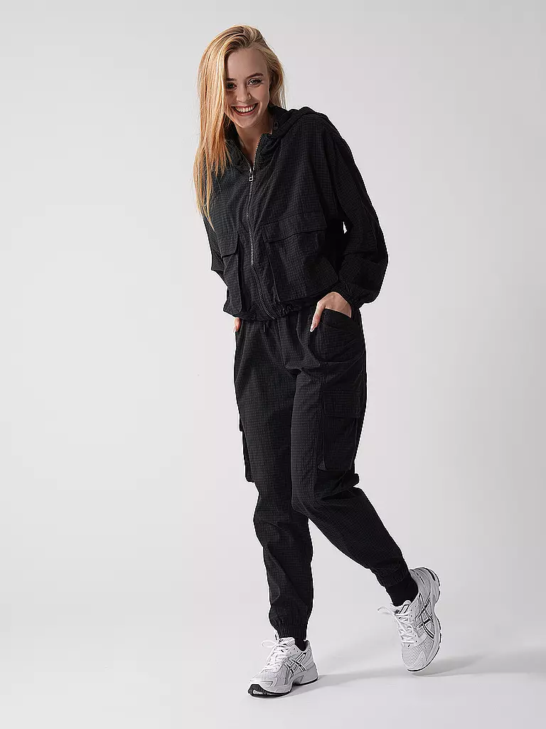 FABLETICS | Damen Fitnessjacke Cargo Ripstop  | Negro