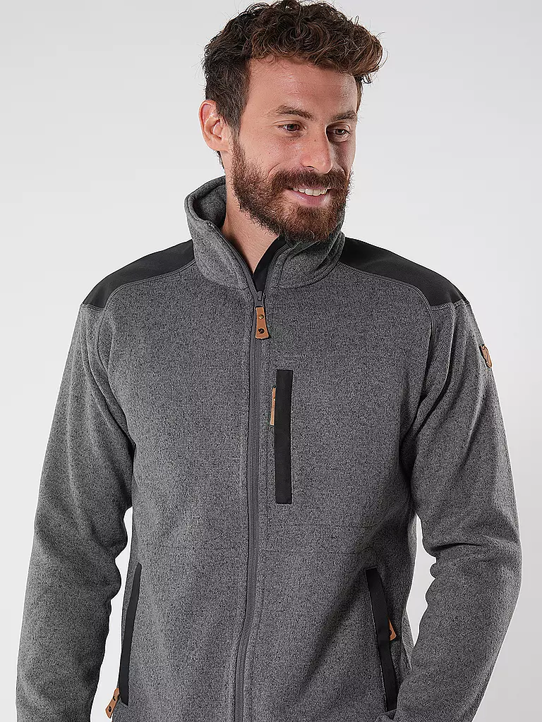 FJÄLLRÄVEN | Forro polar Buck para hombre | Gris claro