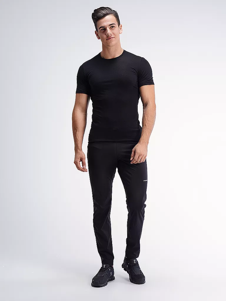 ICEBREAKER | Camiseta funcional de hombre Anatomica Crewe BF 150 | Negro