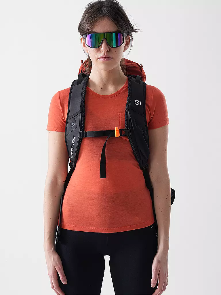 MERU | Camiseta funcional de mujer Queluz Merino | Coral