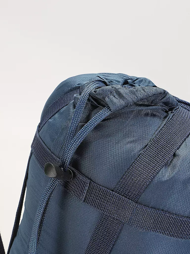 MERU | Saco de dormir de fibra sintética Isar 6 Comfort 42x21cm 1350g |