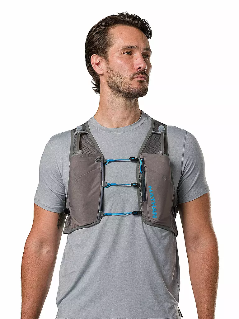 NATHAN | Mochila de hidratación Pinnacle Breeze 4L | Gris