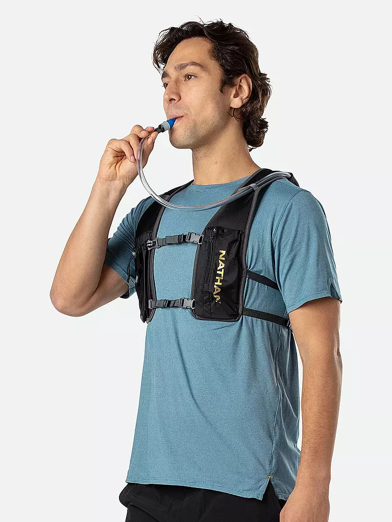 NATHAN | Trinkrucksack Quickstart 4L inkl. 1,5L Blase | Negro