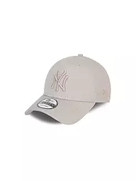 NEW ERA | Gorra League Essential New York Yankees | Crema