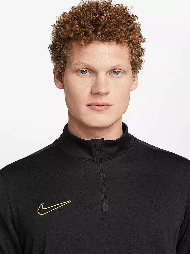 NIKE | Camiseta de fútbol de entrenamiento Dri-FIT Academy para hombre |