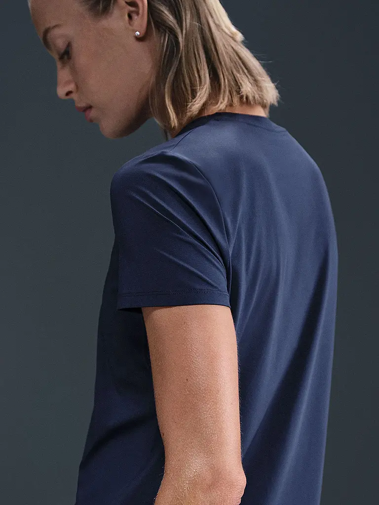 NIKE | Camiseta de fitness para mujer One Classic Dri-FIT |