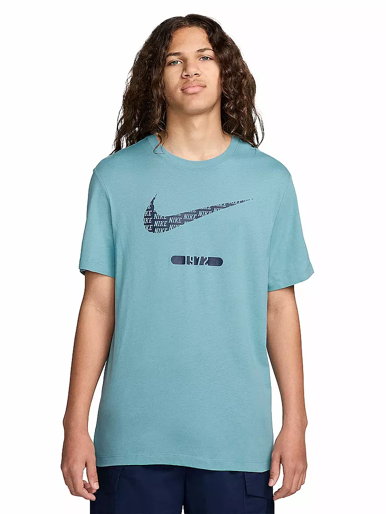 NIKE | Camiseta de hombre NSW Swoosh | Azul claro