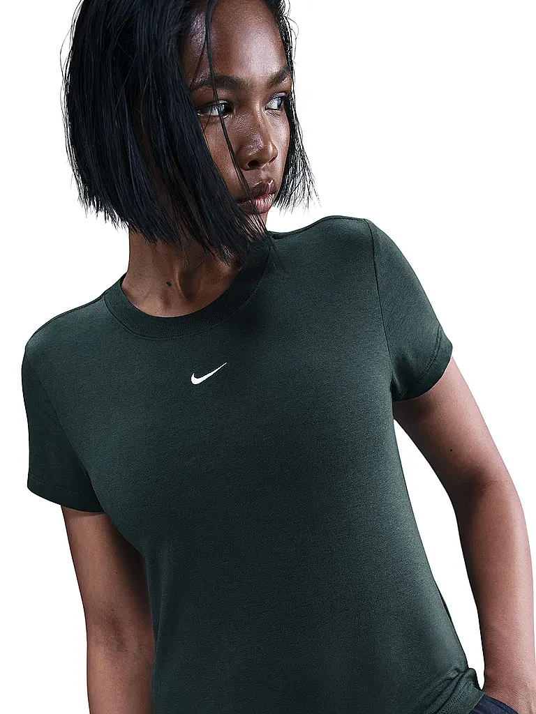 NIKE | Camiseta de mujer Sportswear Chill Knit | Verde oscuro