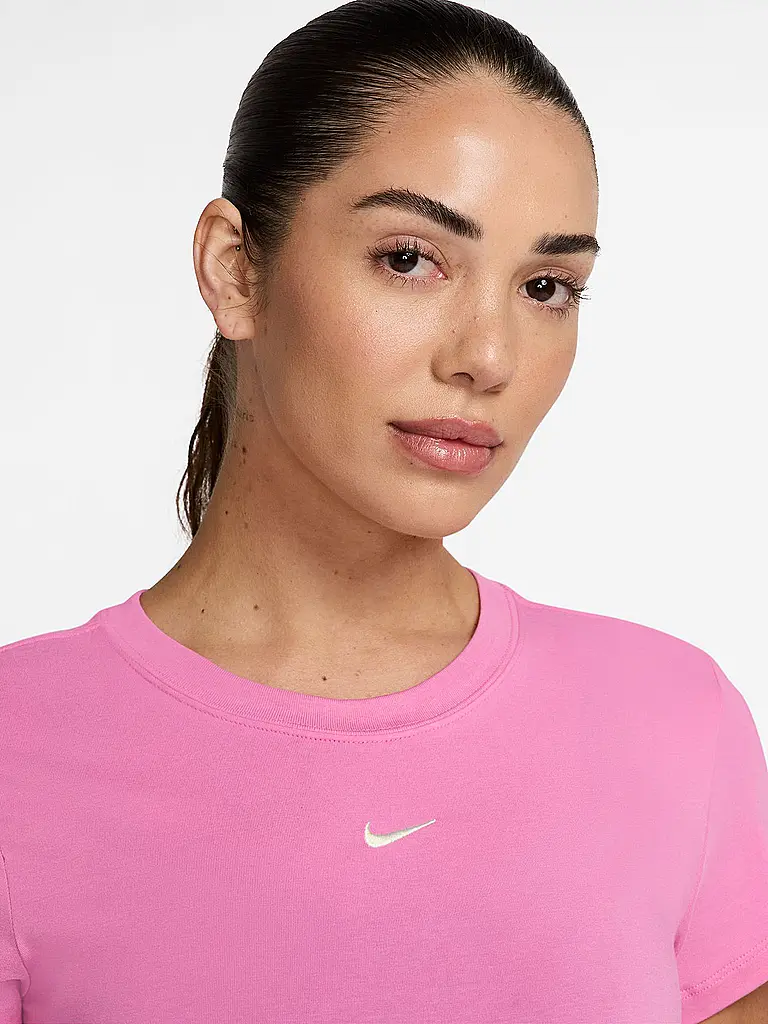 NIKE | Camiseta de mujer Sportswear Chill Knit | Baya