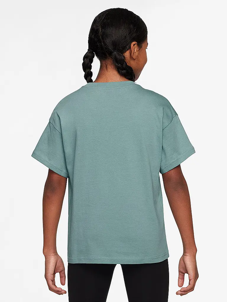 NIKE | Camiseta de niña Sportswear Essential |