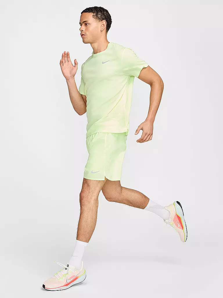 NIKE | Camiseta de running para hombre Dri-FIT UV Miler | Amarillo