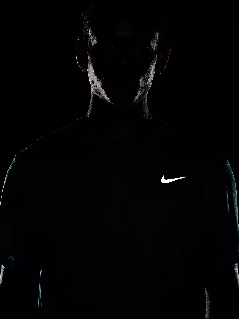 NIKE | Camiseta de running para hombre Dri-FIT UV Miler |