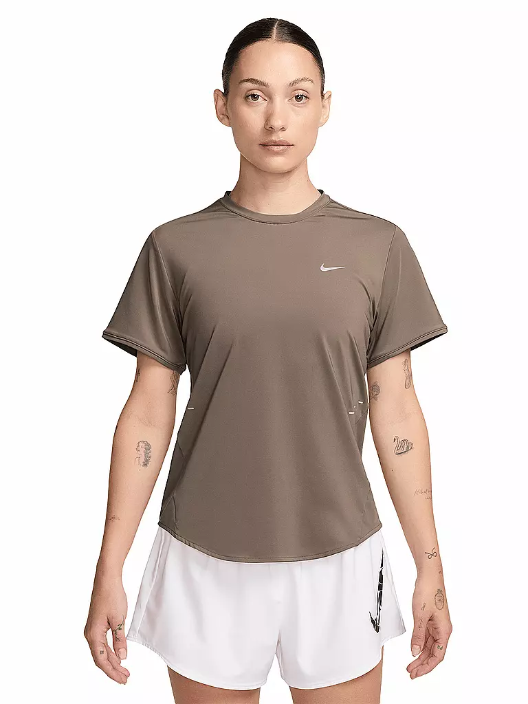 NIKE | Camiseta de running Swift para mujer | Marrón