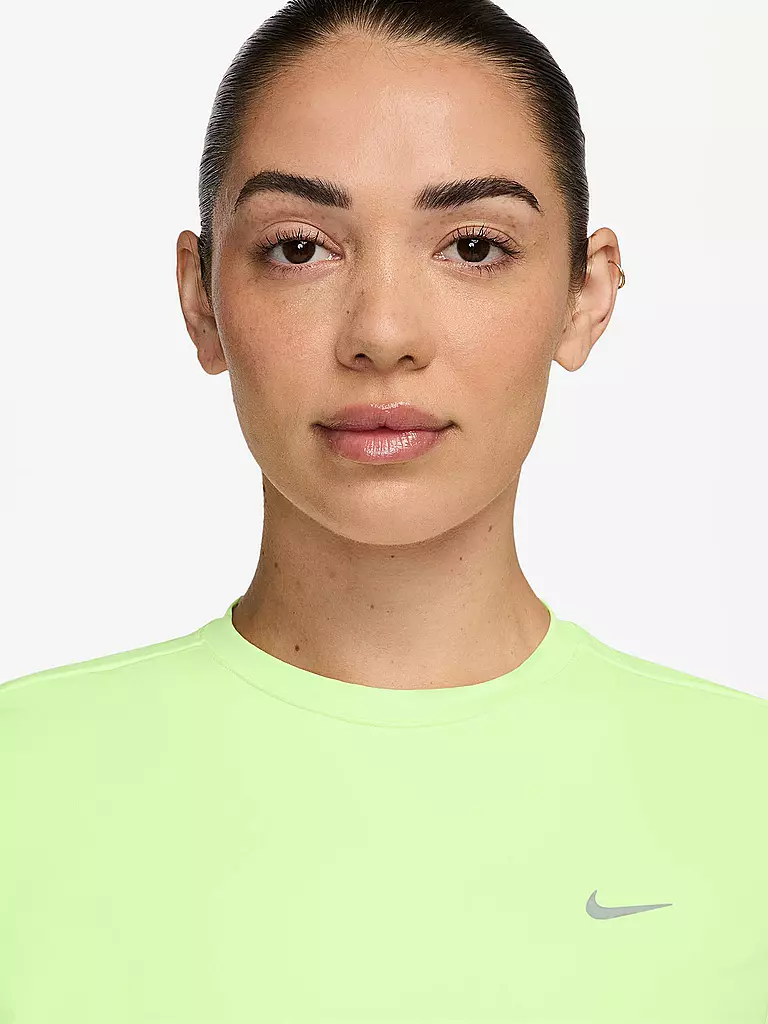 NIKE | Camiseta de running Swift para mujer |